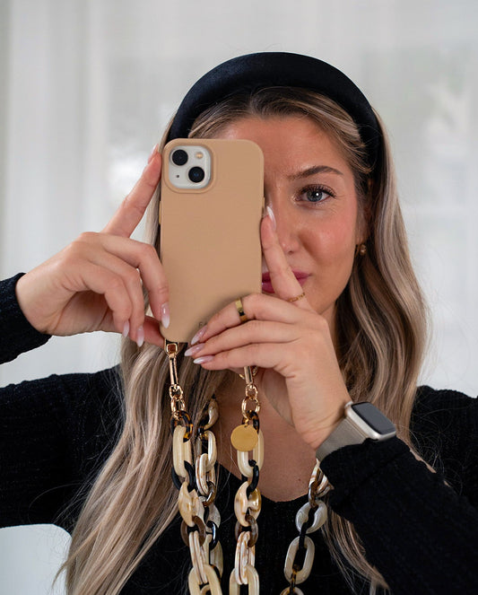 Handyhülle mit abnehmbaren silbernen Ösen - beige